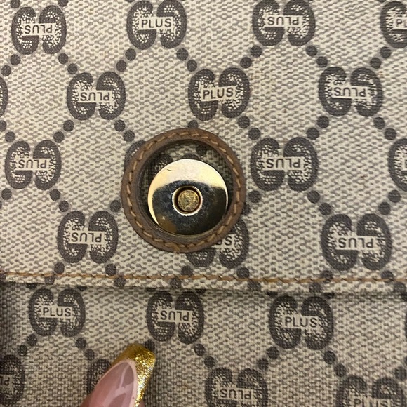 GG Gucci Plus Envelop Clutch bag w/ Strap - Picture 8 of 9